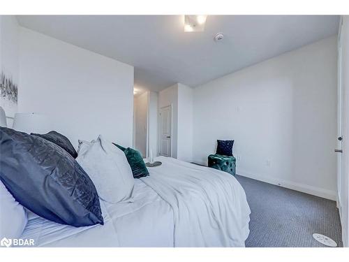 833 Port Darlington Road, Bowmanville, ON - Indoor Photo Showing Bedroom