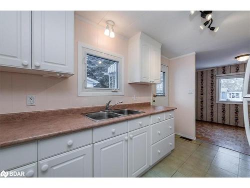 15 Flora Drive, Innisfil, ON - Indoor Photo Showing Kitchen With Double Sink