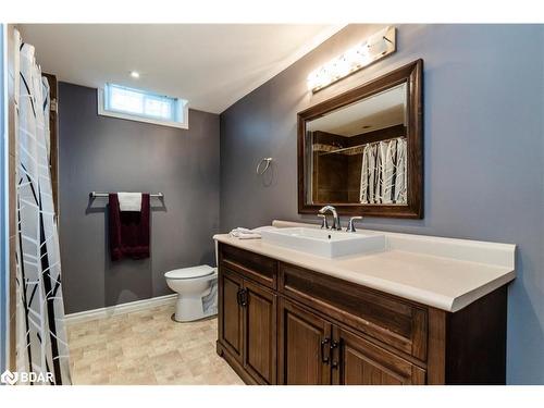 501 Grove Street E, Barrie, ON - Indoor Photo Showing Bathroom