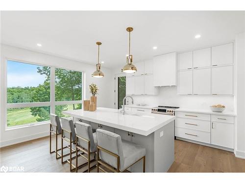 25 Deerhurst Highlands Drive, Huntsville, ON - Indoor Photo Showing Kitchen With Upgraded Kitchen