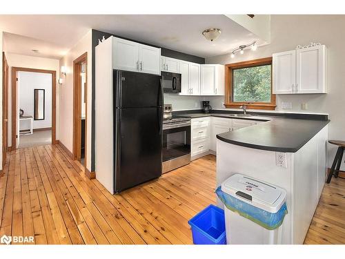 1046 Pine Springs Road, Algonquin Highlands, ON - Indoor Photo Showing Kitchen