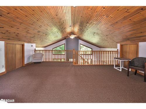 1046 Pine Springs Road, Algonquin Highlands, ON - Indoor Photo Showing Other Room