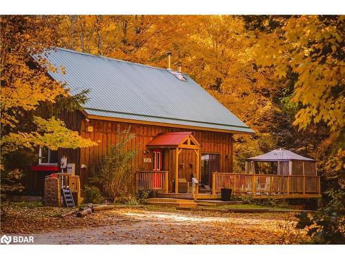 1046 Pine Springs Road, Algonquin Highlands, ON - Outdoor With Deck Patio Veranda