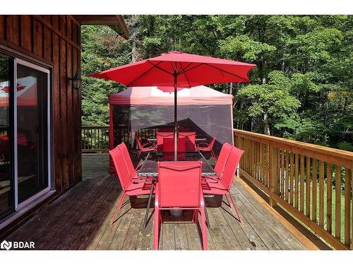 1046 Pine Springs Road, Algonquin Highlands, ON - Outdoor With Deck Patio Veranda