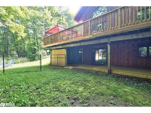 1046 Pine Springs Road, Algonquin Highlands, ON - Outdoor