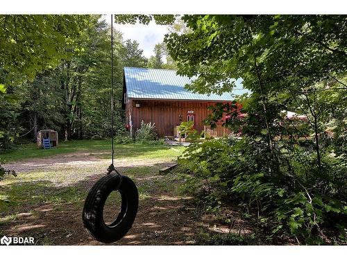 1046 Pine Springs Road, Algonquin Highlands, ON - Outdoor