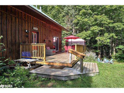 1046 Pine Springs Road, Algonquin Highlands, ON - Outdoor With Deck Patio Veranda With Exterior