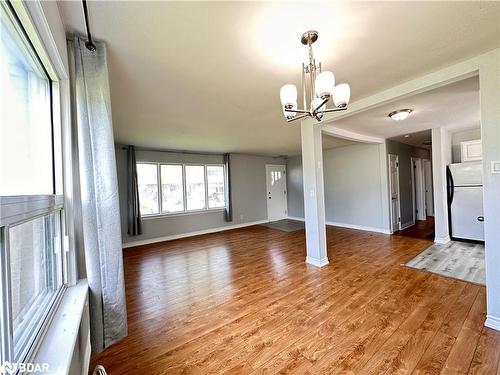 6 Woodland Acres Crescent, Belleville, ON - Indoor Photo Showing Kitchen With Double Sink