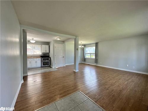 6 Woodland Acres Crescent, Belleville, ON - Indoor Photo Showing Living Room