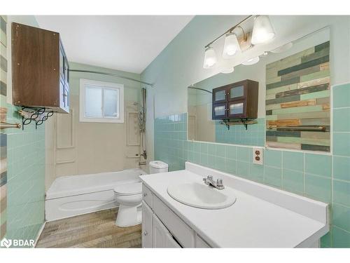 220 Margaret Street Street, Stayner, ON - Indoor Photo Showing Bathroom