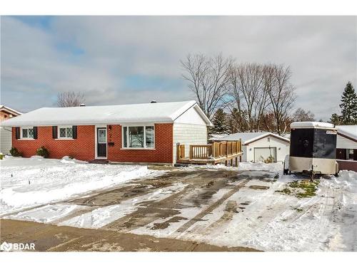 2 Walker Avenue, Orillia, ON - Outdoor