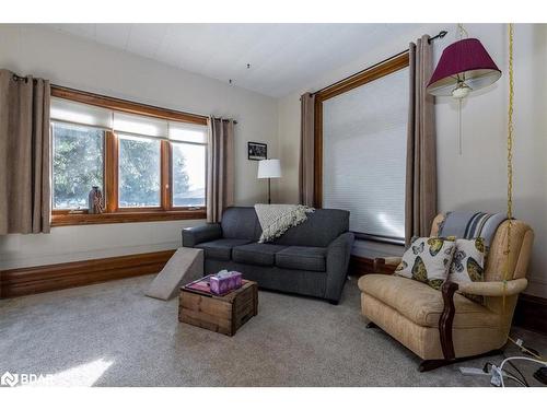 236787 13 Grey Road, Clarksburg, ON - Indoor Photo Showing Living Room