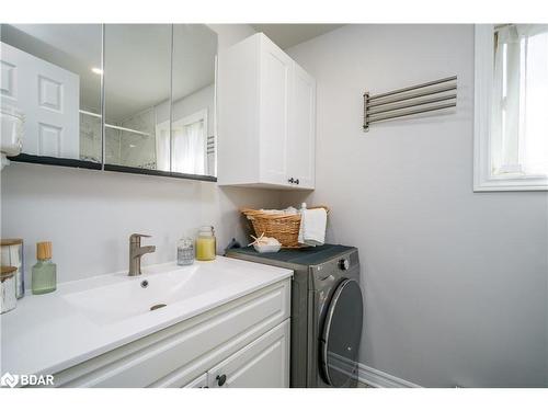 36-2 Sawmill Road, Barrie, ON - Indoor Photo Showing Laundry Room