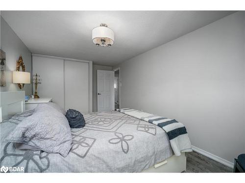 36-2 Sawmill Road, Barrie, ON - Indoor Photo Showing Bedroom