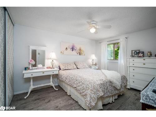 36-2 Sawmill Road, Barrie, ON - Indoor Photo Showing Bedroom