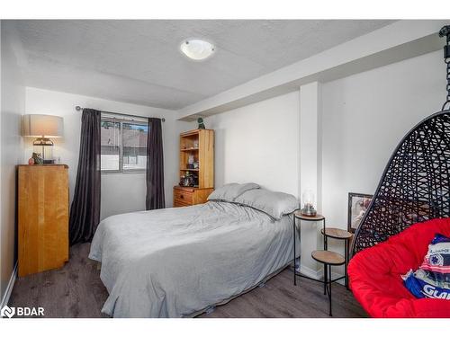 36-2 Sawmill Road, Barrie, ON - Indoor Photo Showing Bedroom