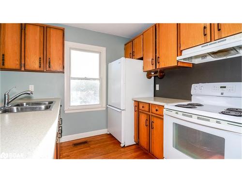 65 Strabane Avenue, Barrie, ON - Indoor Photo Showing Kitchen With Double Sink