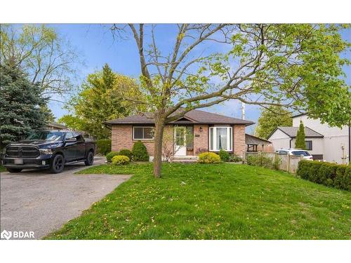 Upper-241 Letitia Street, Barrie, ON - Outdoor