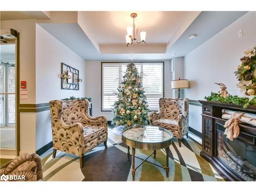 3012-750 Johnston Park Avenue, Collingwood, ON - Indoor Photo Showing Living Room