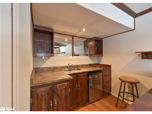 7187 Beach Drive, Washago, ON - Indoor Photo Showing Kitchen With Double Sink