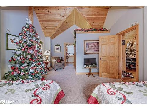 11 Nevis Ridge Drive, Oro-Medonte, ON - Indoor Photo Showing Bedroom