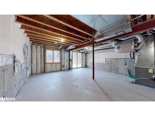 18-755 Linden Drive, Cambridge, ON - Indoor Photo Showing Basement