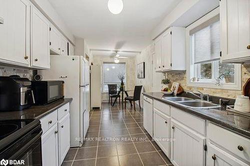 290 Collings Avenue, Bradford West Gwillimbury, ON - Indoor Photo Showing Kitchen With Double Sink