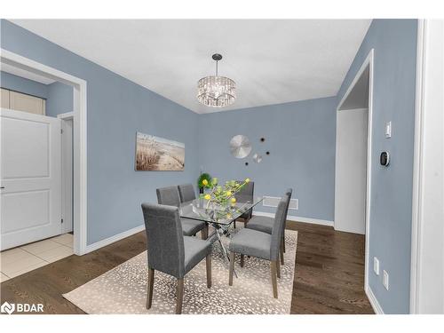 10 Fruitvale Circle Circle, Brampton, ON - Indoor Photo Showing Dining Room