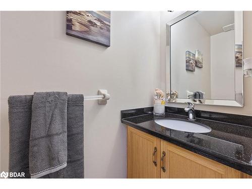 125 Terni Boulevard, Hamilton, ON - Indoor Photo Showing Bathroom