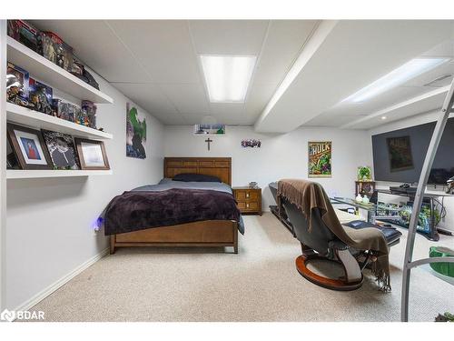 125 Terni Boulevard, Hamilton, ON - Indoor Photo Showing Bedroom