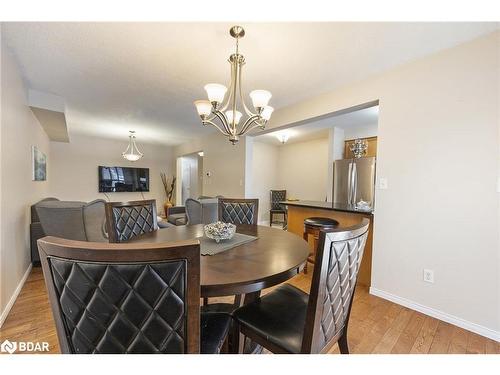 125 Terni Boulevard, Hamilton, ON - Indoor Photo Showing Dining Room