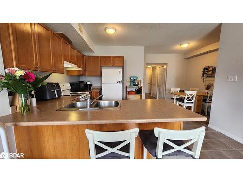 344 Edgehill Drive, Barrie, ON - Indoor Photo Showing Kitchen With Double Sink