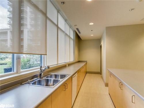 221-58 Marine Parade Drive, Etobicoke, ON - Indoor Photo Showing Kitchen With Double Sink