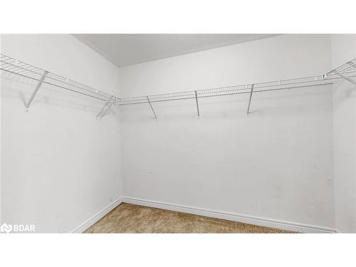 23-755 Linden Drive, Cambridge, ON - Indoor With Storage