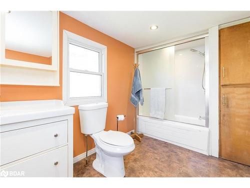 2508 Old Fort Road, Midland, ON - Indoor Photo Showing Bathroom