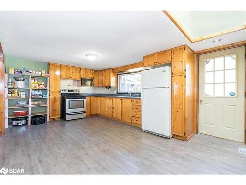 2508 Old Fort Road, Midland, ON - Indoor Photo Showing Kitchen