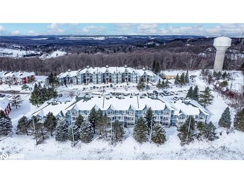 2220-2221-90 Highland Drive, Oro-Medonte, ON - Outdoor With View