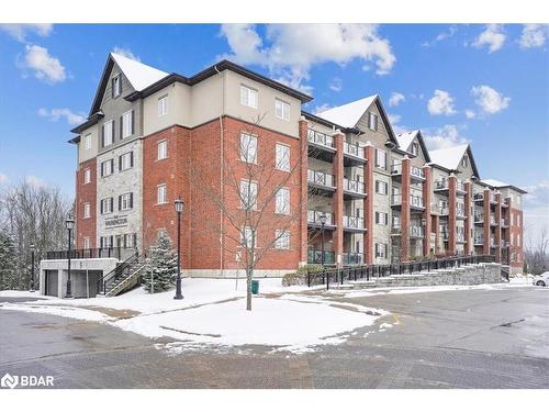 203-5 Greenwich Street, Barrie, ON - Outdoor With Facade