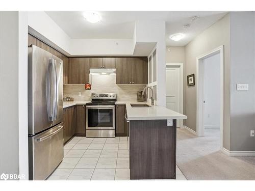 203-5 Greenwich Street, Barrie, ON - Indoor Photo Showing Kitchen With Stainless Steel Kitchen