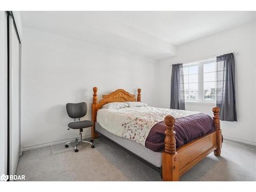 203-5 Greenwich Street, Barrie, ON - Indoor Photo Showing Bedroom