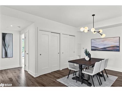 523-185 Dunlop Street E, Barrie, ON - Indoor Photo Showing Dining Room