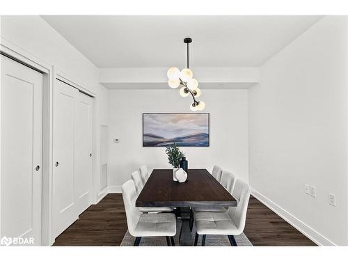 523-185 Dunlop Street E, Barrie, ON - Indoor Photo Showing Dining Room