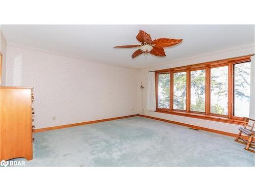 160 Gilwood Park Drive, Penetanguishene, ON - Indoor Photo Showing Other Room