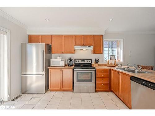 15 Seline Crescent, Barrie, ON - Indoor Photo Showing Kitchen With Stainless Steel Kitchen With Double Sink