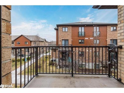 4-35 Madelaine Drive, Barrie, ON - Outdoor With Balcony With Exterior