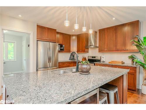 3 Jermey Lane, Oro-Medonte, ON - Indoor Photo Showing Kitchen With Stainless Steel Kitchen With Double Sink