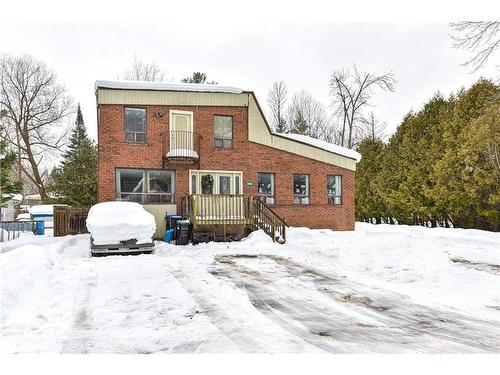 3442 Beachview Avenue, Cumberland, ON - Outdoor