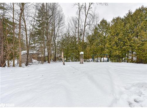 3442 Beachview Avenue, Cumberland, ON - Outdoor