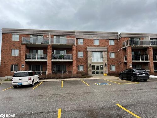 103-496 Yonge Street, Barrie, ON - Outdoor With Balcony With Facade