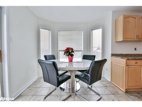 33 Brown Wood Drive, Barrie, ON - Indoor Photo Showing Dining Room